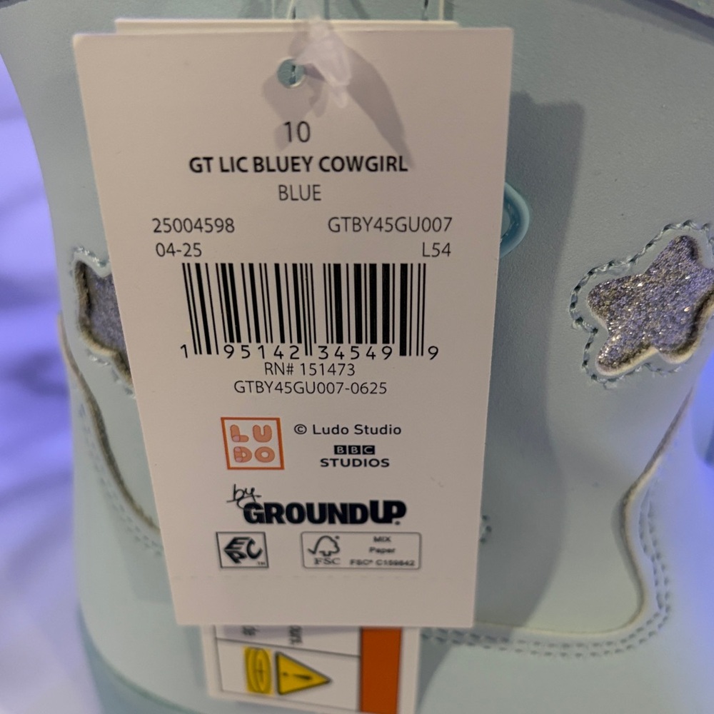 Bluey light up Cowgirl Boots with Star Accents - Picture 2 of 6